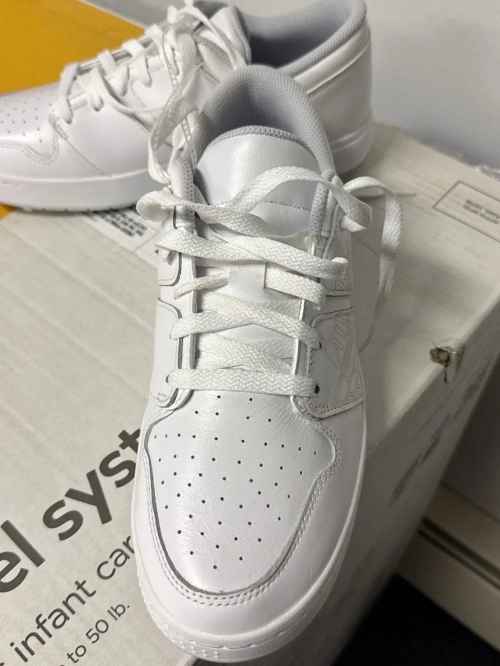 Jordan Nu Retro 1 G White Men’s Athletic Sneaker Leather Upper Golf Shoes 9